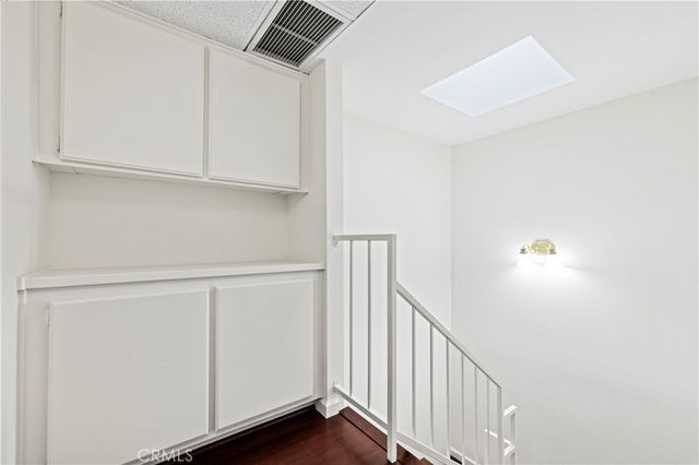 21912 Hiawatha Street 2, Chatsworth, CA 91311