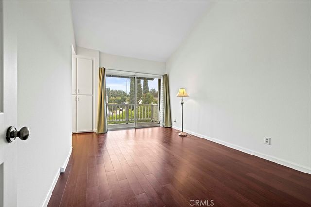 21912 Hiawatha Street 2, Chatsworth, CA 91311