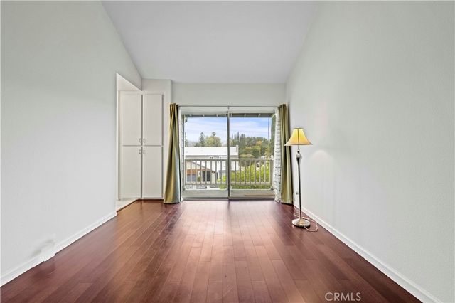 21912 Hiawatha Street 2, Chatsworth, CA 91311