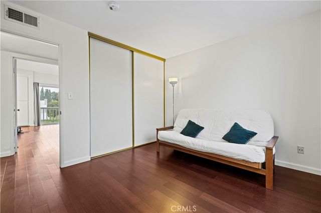 21912 Hiawatha Street 2, Chatsworth, CA 91311