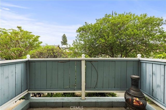 21912 Hiawatha Street 2, Chatsworth, CA 91311