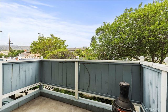 21912 Hiawatha Street 2, Chatsworth, CA 91311