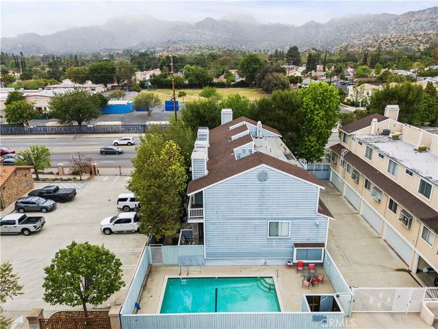 21912 Hiawatha Street 2, Chatsworth, CA 91311