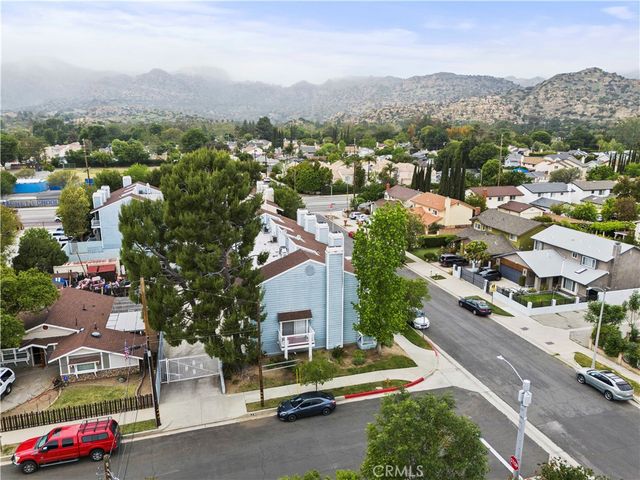 21912 Hiawatha Street 2, Chatsworth, CA 91311