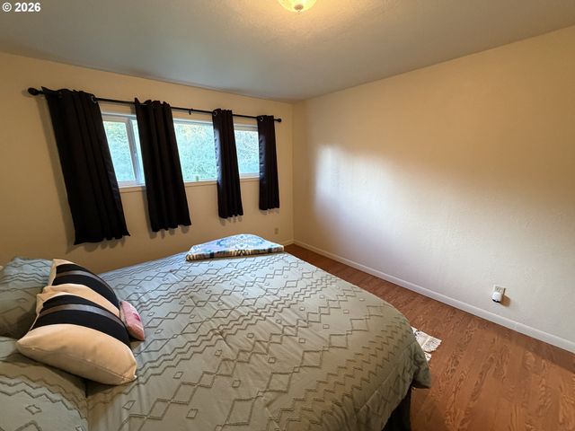 92738 KNAPP Rd, Port Orford, OR 97465