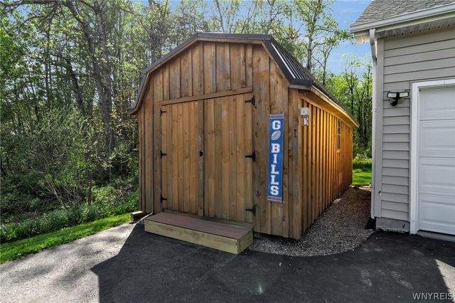 10816 Crump Road, Colden, NY 14080