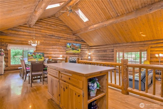 36233 28th Avenue S, Federal Way, WA 98003