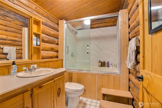 36233 28th Avenue S, Federal Way, WA 98003