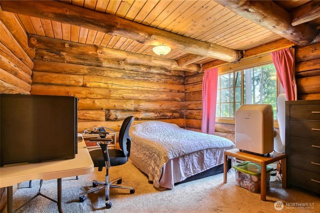 36233 28th Avenue S, Federal Way, WA 98003