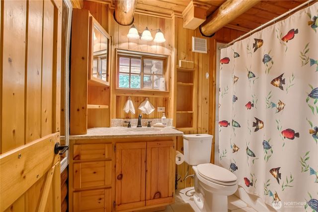 36233 28th Avenue S, Federal Way, WA 98003
