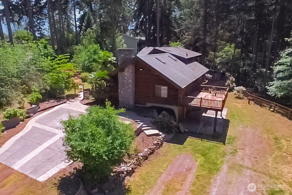 36233 28th Avenue S, Federal Way, WA 98003