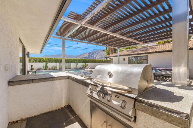 505 N Camino Real, Palm Springs, CA 92262