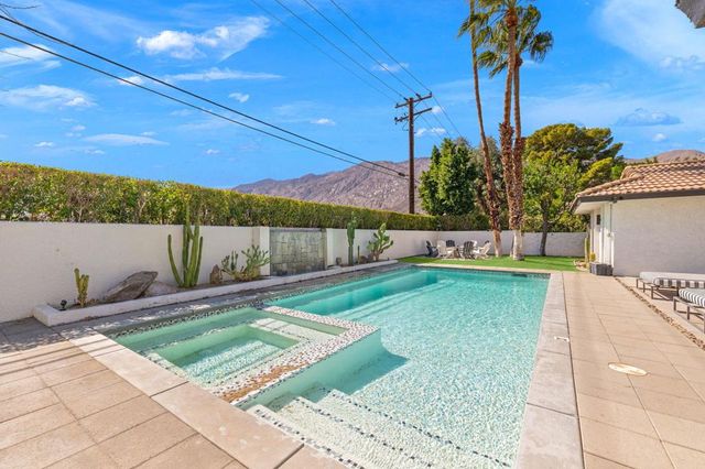 505 N Camino Real, Palm Springs, CA 92262