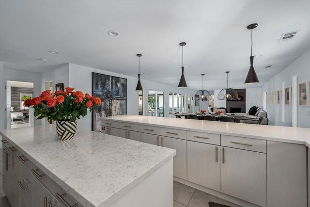 505 N Camino Real, Palm Springs, CA 92262