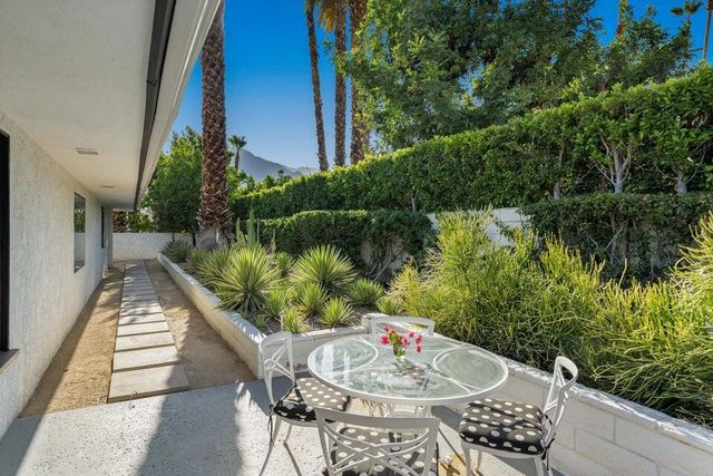 505 N Camino Real, Palm Springs, CA 92262