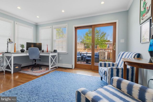 210 E EVERGREEN AVE, Philadelphia, PA 19118