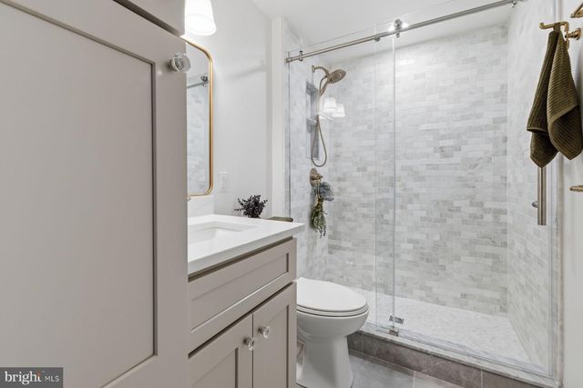 210 E EVERGREEN AVE, Philadelphia, PA 19118