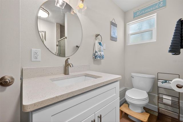 825 46TH STREET N B, St Petersburg, FL 33713