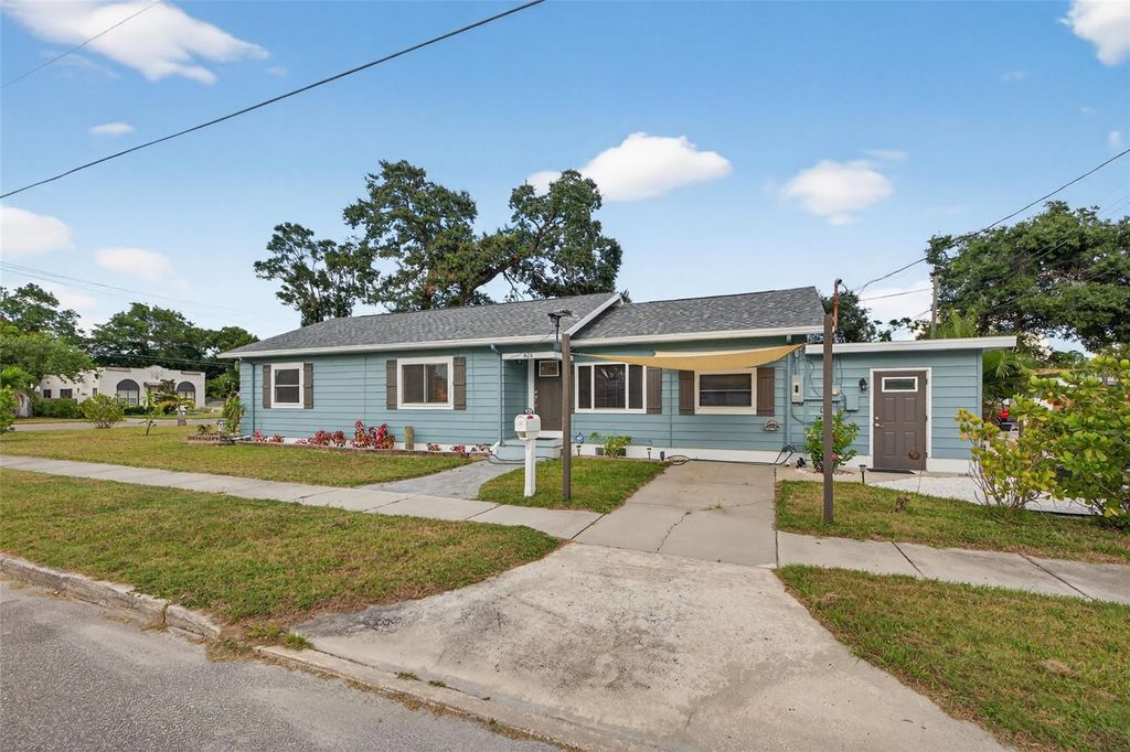 825 46TH STREET N B, St Petersburg, FL 33713