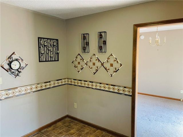 1601 Holman Street, Leavenworth, KS 66048