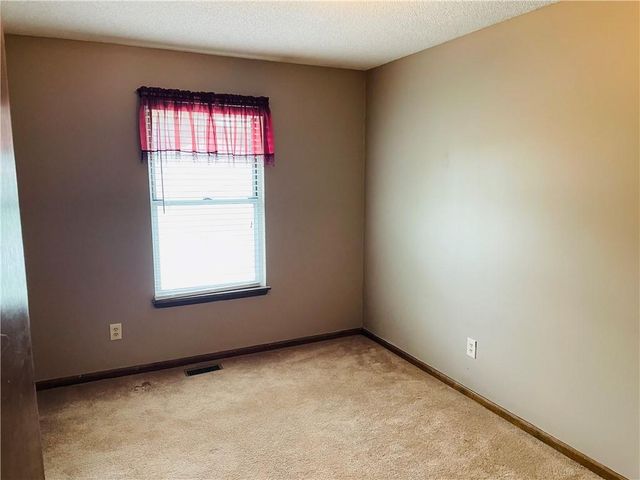 1601 Holman Street, Leavenworth, KS 66048