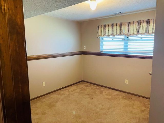 1601 Holman Street, Leavenworth, KS 66048