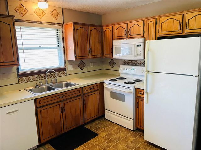 1601 Holman Street, Leavenworth, KS 66048