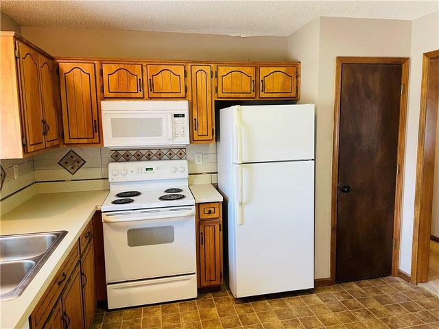 1601 Holman Street, Leavenworth, KS 66048