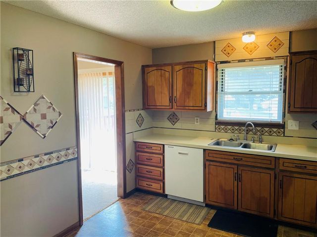 1601 Holman Street, Leavenworth, KS 66048