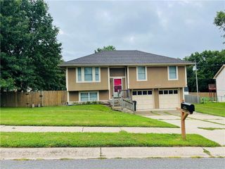 1601 Holman Street, Leavenworth, KS 66048