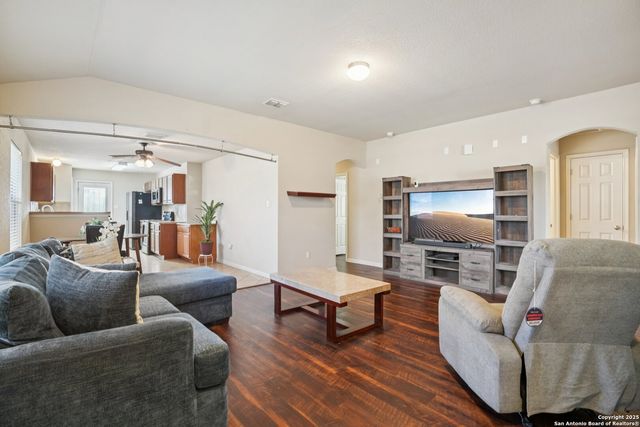 9118 Everton, San Antonio, TX 78245