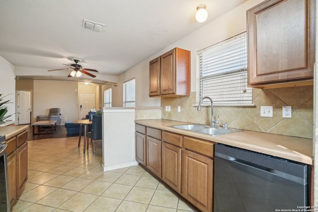 9118 Everton, San Antonio, TX 78245