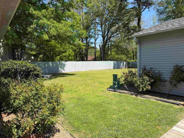 4 Stratford, Pine Bluff, AR 71603