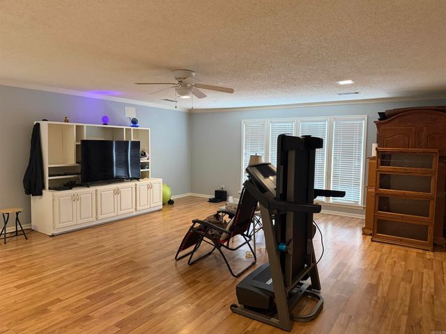 4 Stratford, Pine Bluff, AR 71603