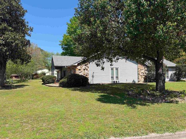 4 Stratford, Pine Bluff, AR 71603