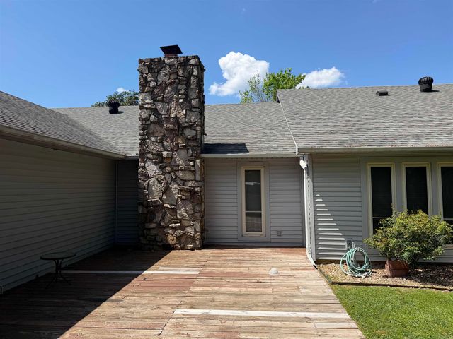 4 Stratford, Pine Bluff, AR 71603