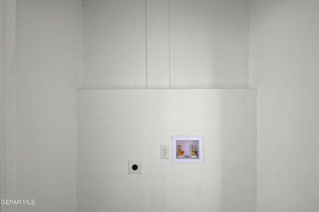 9220 RALEIGH Drive, El Paso, TX 79924