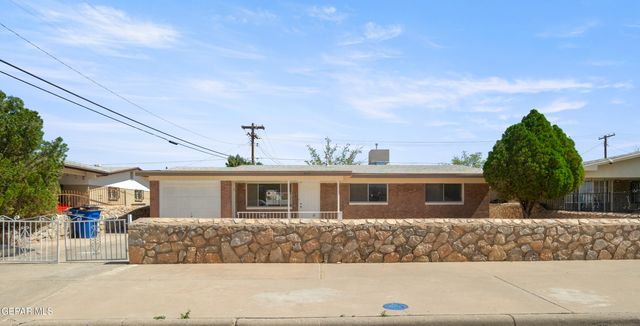 9220 RALEIGH Drive, El Paso, TX 79924