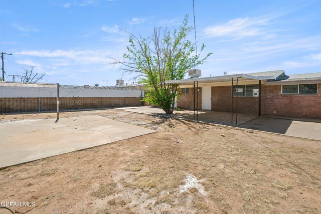 9220 RALEIGH Drive, El Paso, TX 79924