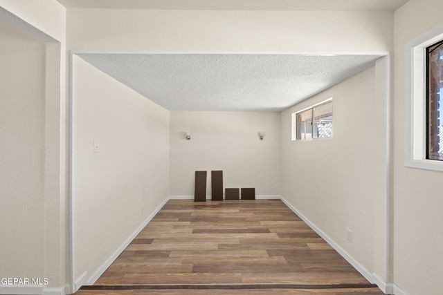 9220 RALEIGH Drive, El Paso, TX 79924