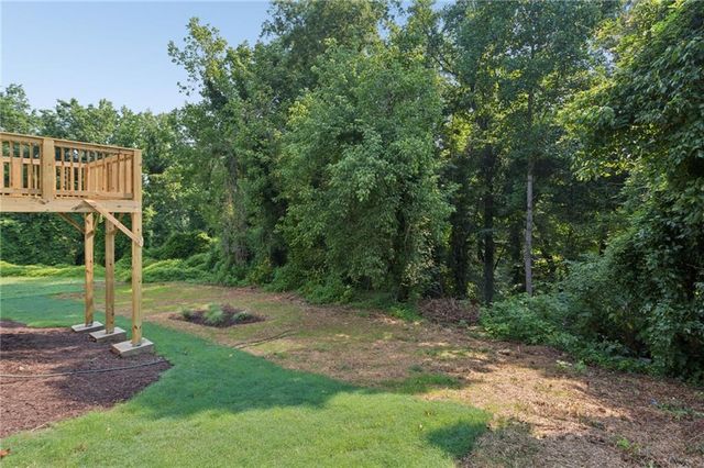 2782 Mango Circle NW, Atlanta, GA 30318