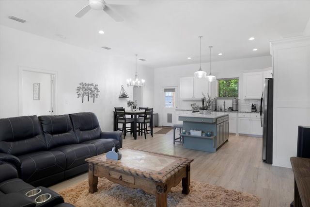 193 County Road 3524, Bullard, TX 75757