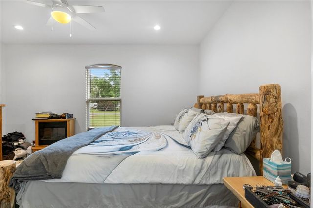 193 County Road 3524, Bullard, TX 75757