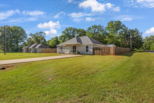 193 County Road 3524, Bullard, TX 75757