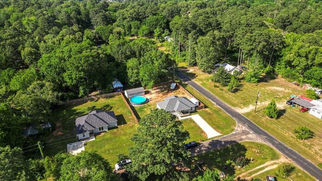 193 County Road 3524, Bullard, TX 75757