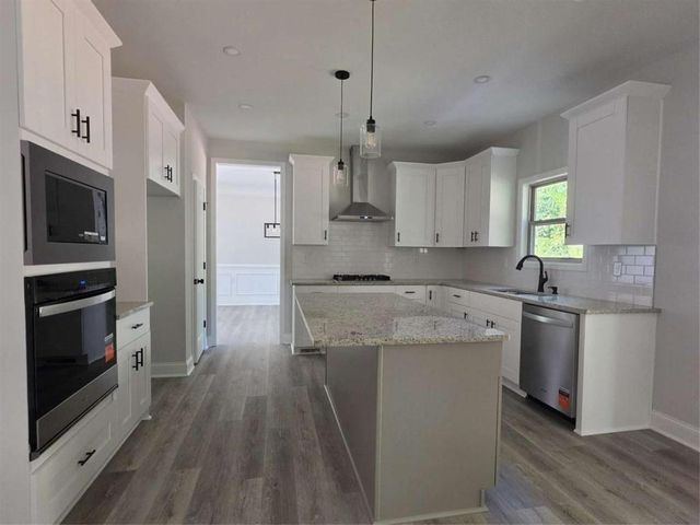 5658 Eternal Drive, South Fulton, GA 30349