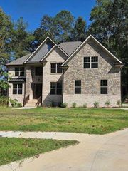 5658 Eternal Drive, South Fulton, GA 30349