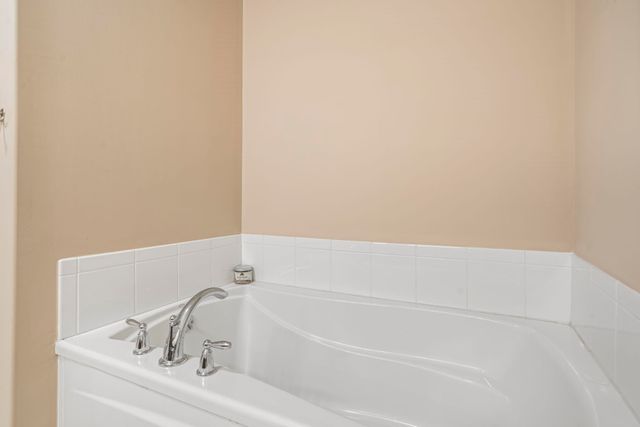 23 Cabernet Dr Unit 3, Concord, NH 03303