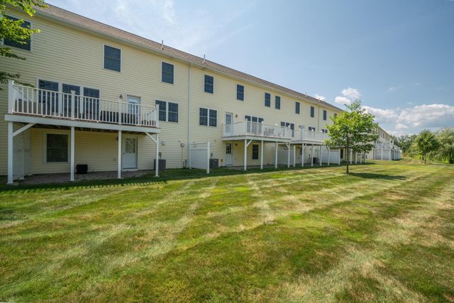 23 Cabernet Dr Unit 3, Concord, NH 03303