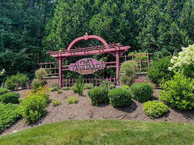 23 Cabernet Dr Unit 3, Concord, NH 03303